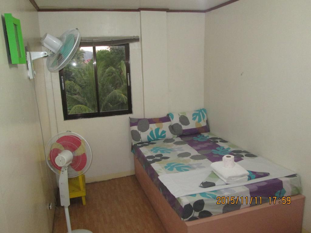 Lagrosa Backpackers Hotel Coron Cameră foto