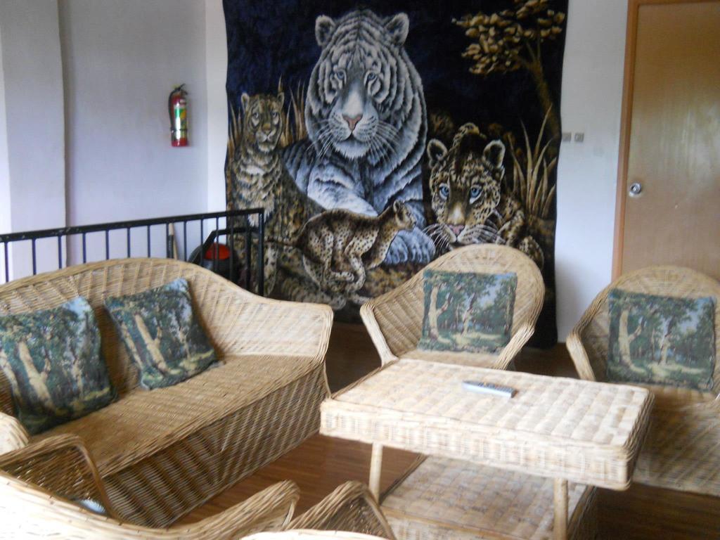 Lagrosa Backpackers Hotel Coron Exterior foto